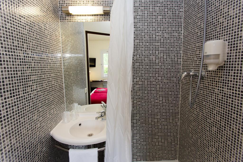Hotel Akena Creil - Clermont Agnetz Экстерьер фото
