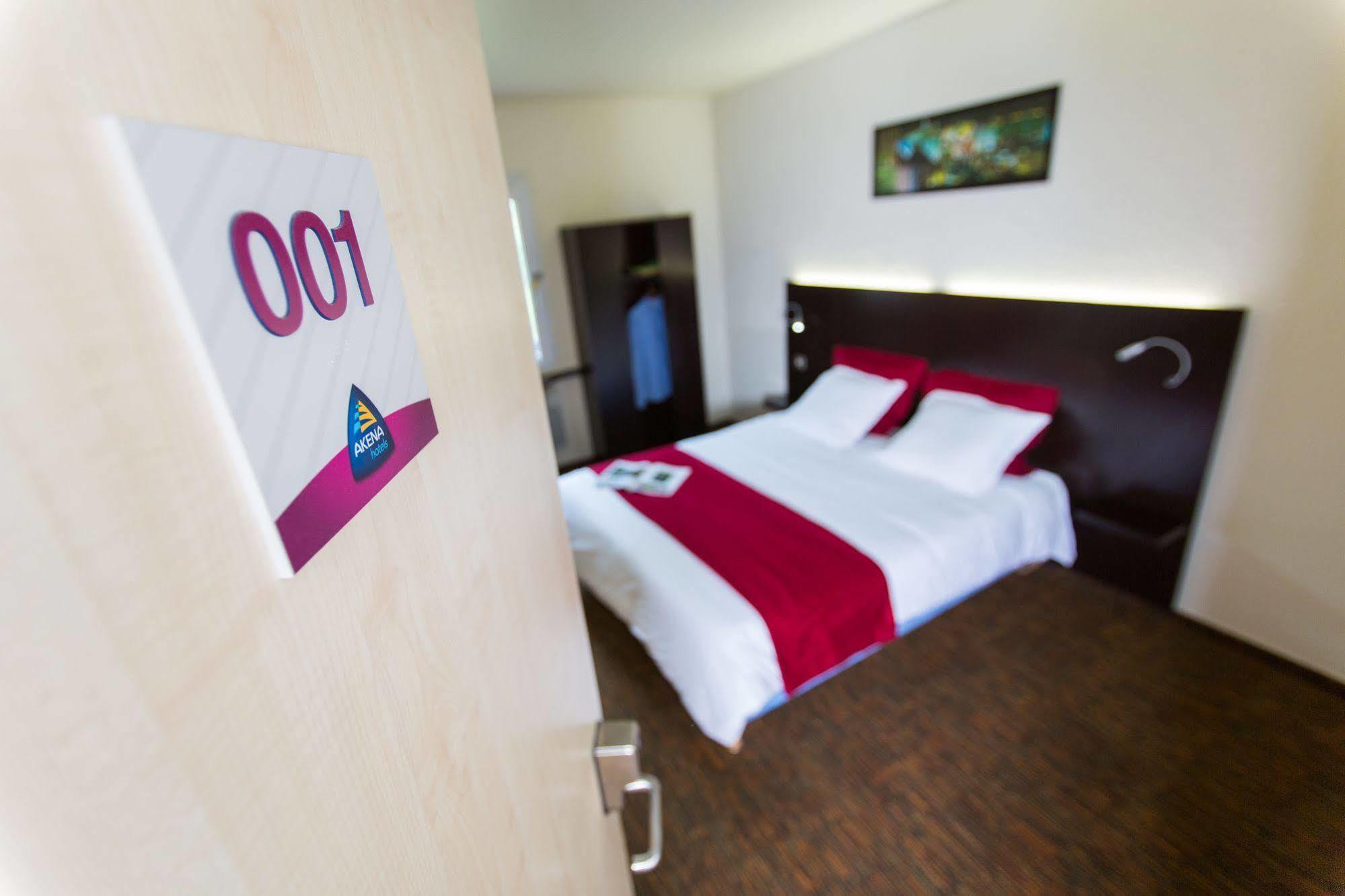 Hotel Akena Creil - Clermont Agnetz Экстерьер фото